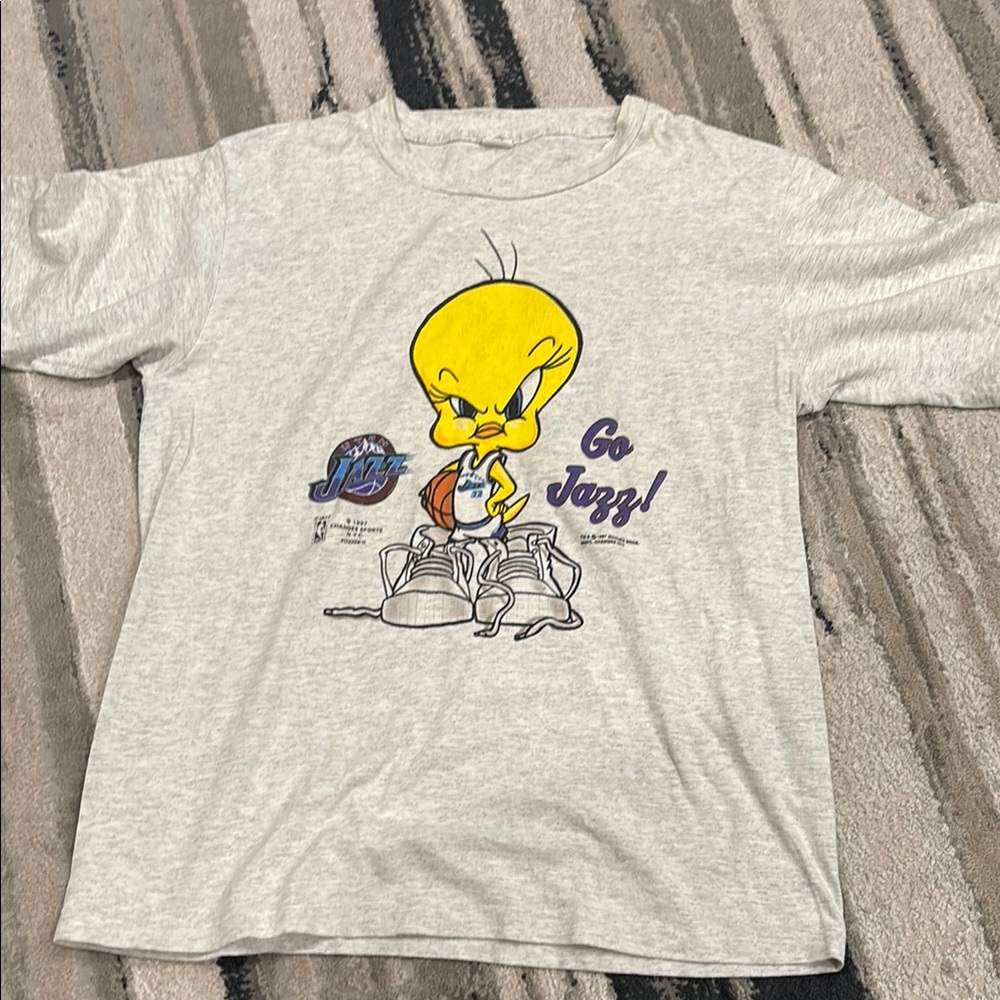 Vintage Jazz Tweety Graphic T-Shirt - Gray